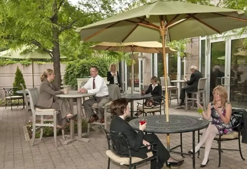 Intercontinental Suites Hotel Cleveland, An Ihg