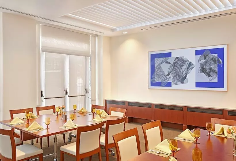 Intercontinental Suites Hotel Cleveland, An Ihg