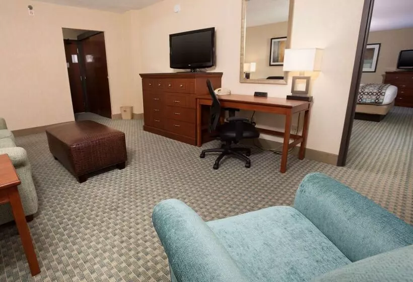 Hotel Pear Tree Inn St. Louis Near Union Station