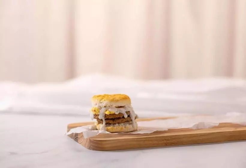 Hotel Pear Tree Inn St. Louis Near Union Station