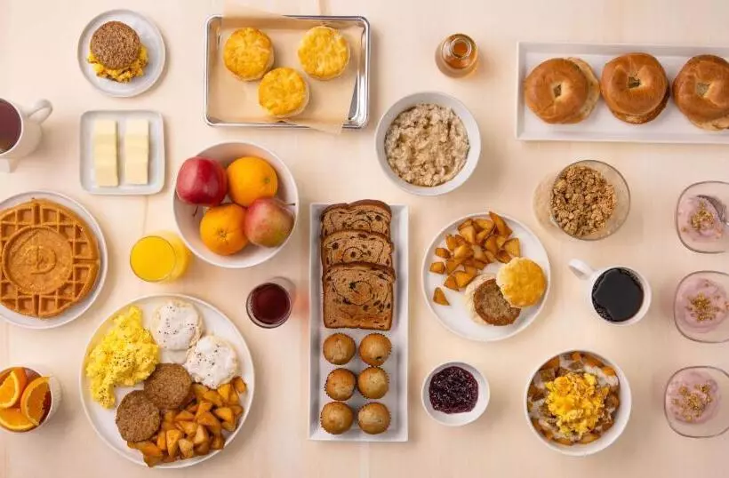 Hotel Pear Tree Inn St. Louis Near Union Station