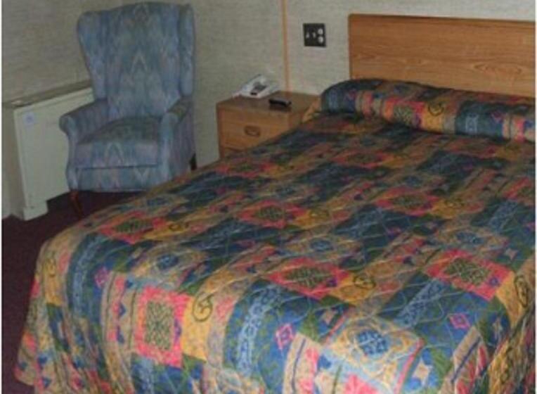 Hotel Red Carpet Inn Syracuse Airport