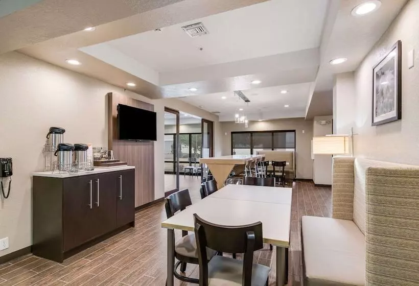 Отель Sleep Inn