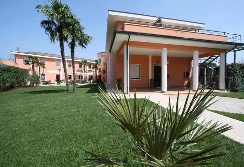 호텔 Veronello Resort