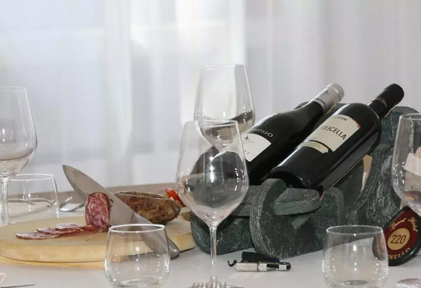 호텔 Veronello Resort