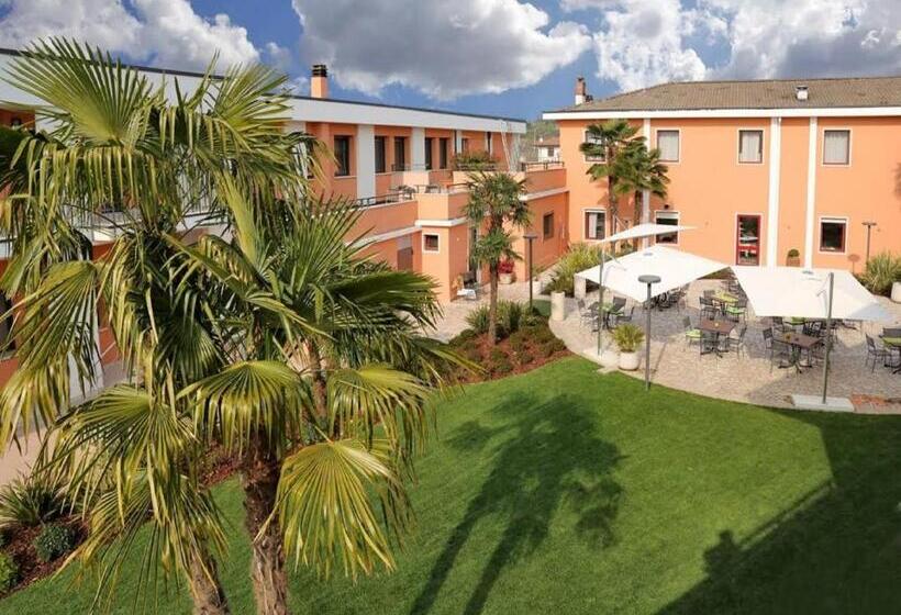 هتل Veronello Resort