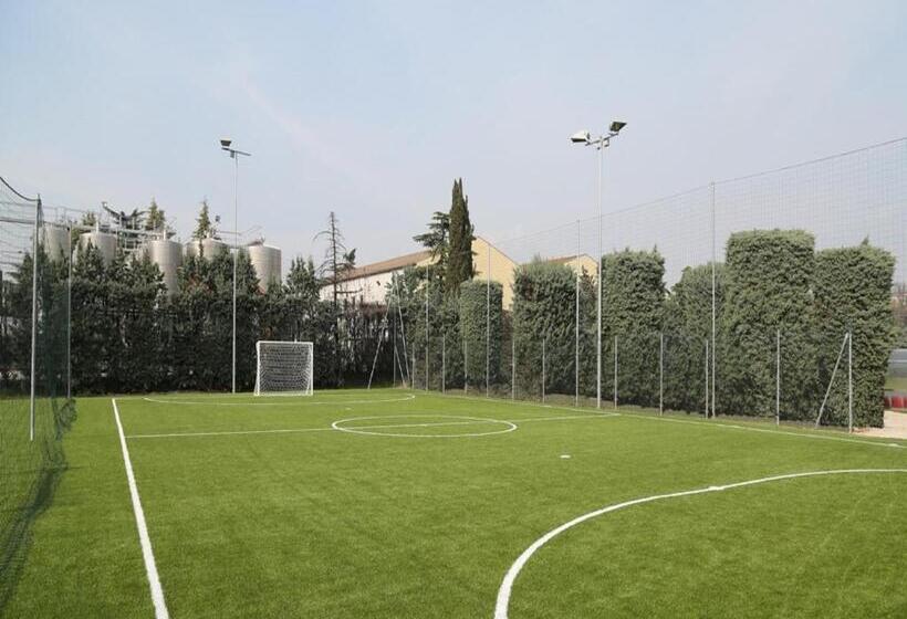 هتل Veronello Resort