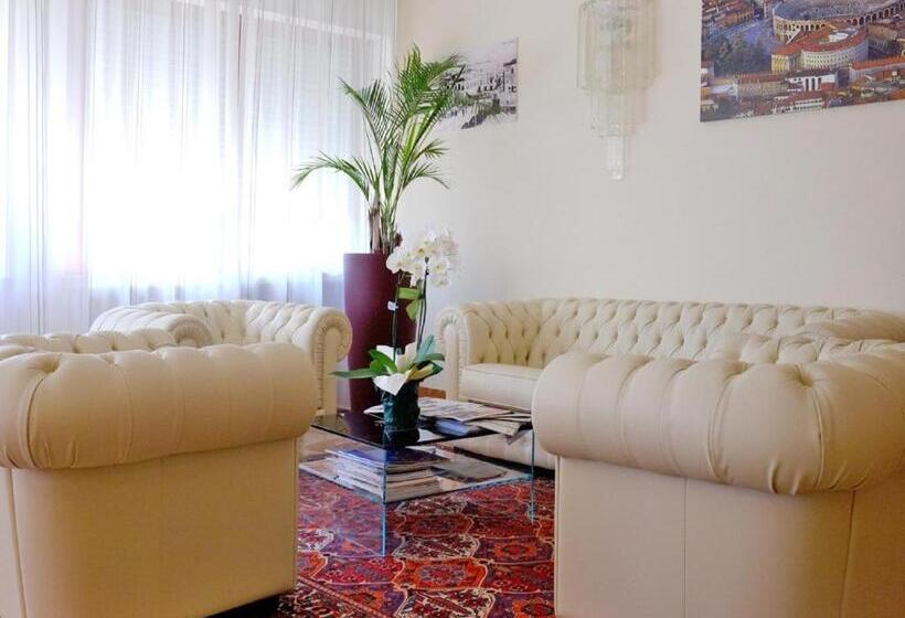 هتل Veronello Resort