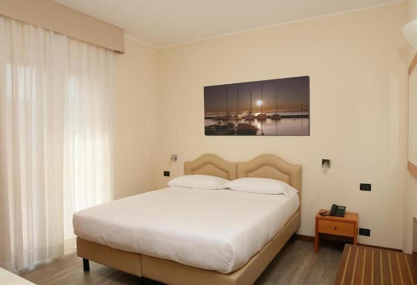 هتل Veronello Resort