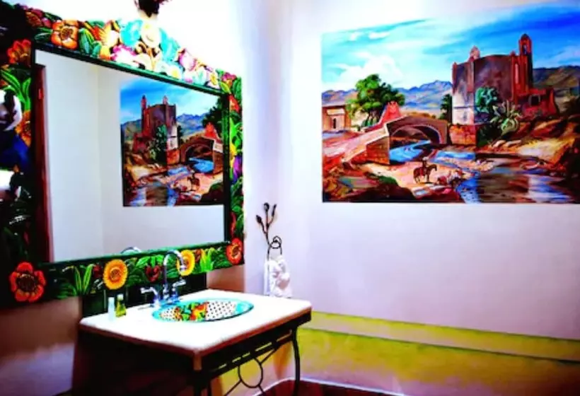 ホテル Centenario Centro De Peña De Bernal