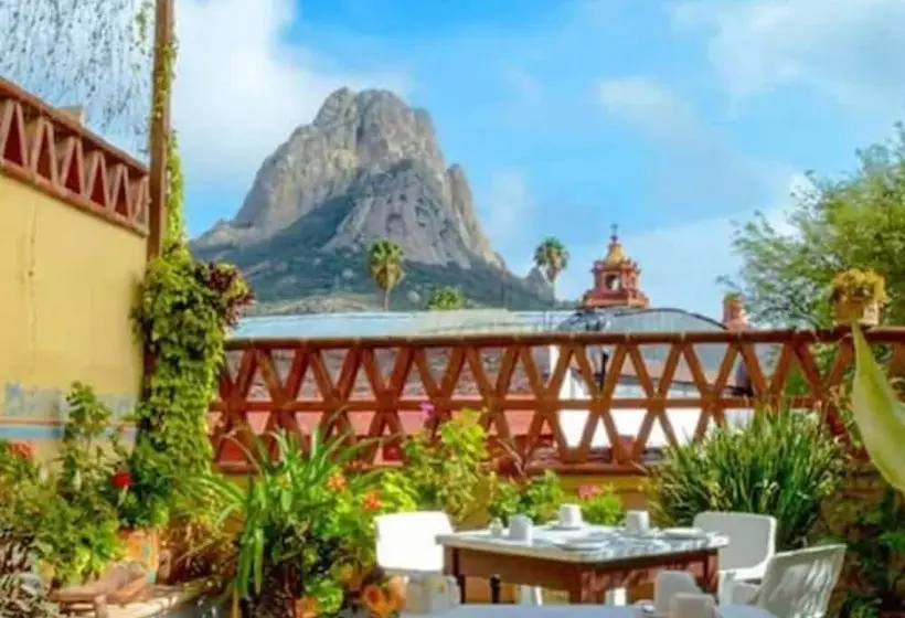 ホテル Centenario Centro De Peña De Bernal