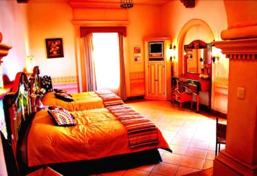 Hotel Centenario Centro De Peña De Bernal