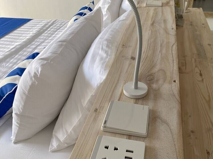 リゾートホテル Kura Kura Divers Lodge