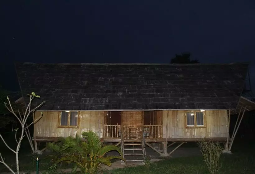 ホテル Hanchey Bamboo Resort