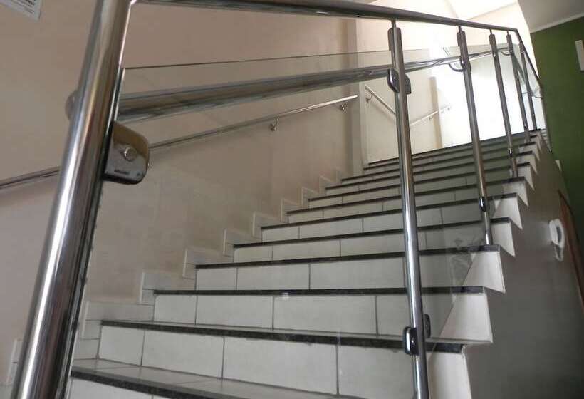 בית מלון כפרי Planeta