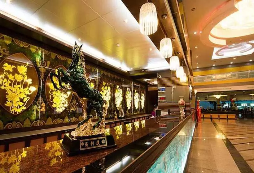 Hotelli Satit Grand View