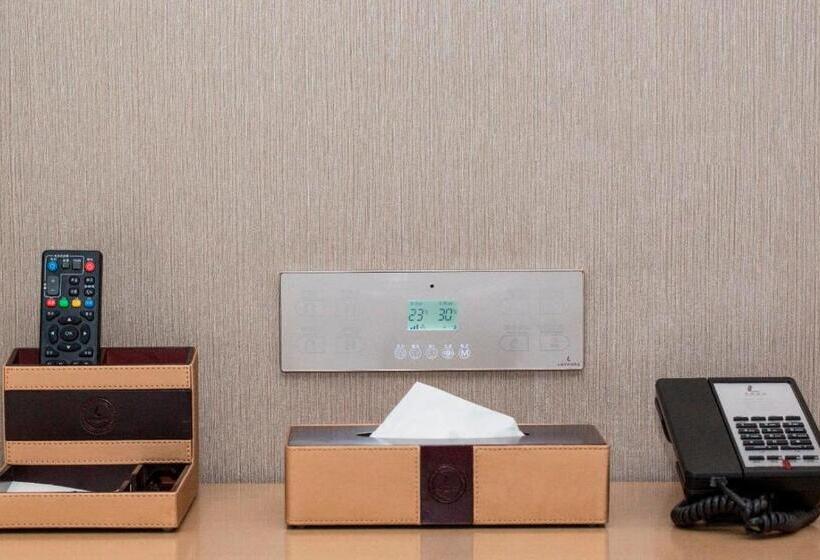 Lavande Hotel Changde Pedestrian Street Branch