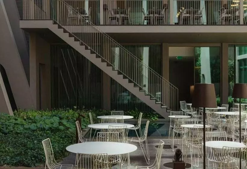 Lumen Hotel & The Lisbon Light Show