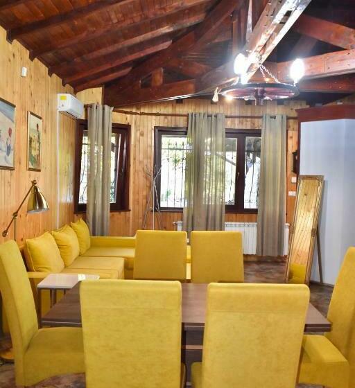 Family Hotel Old Time