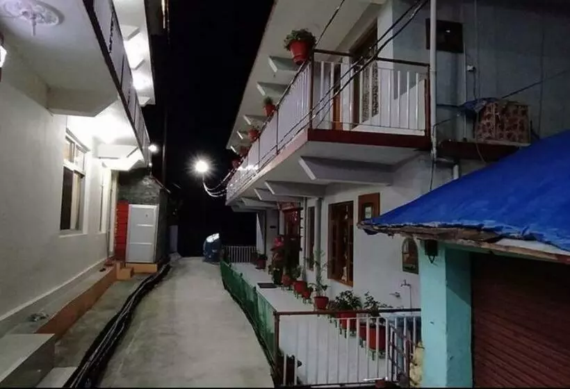 ホテル Adventure Inn