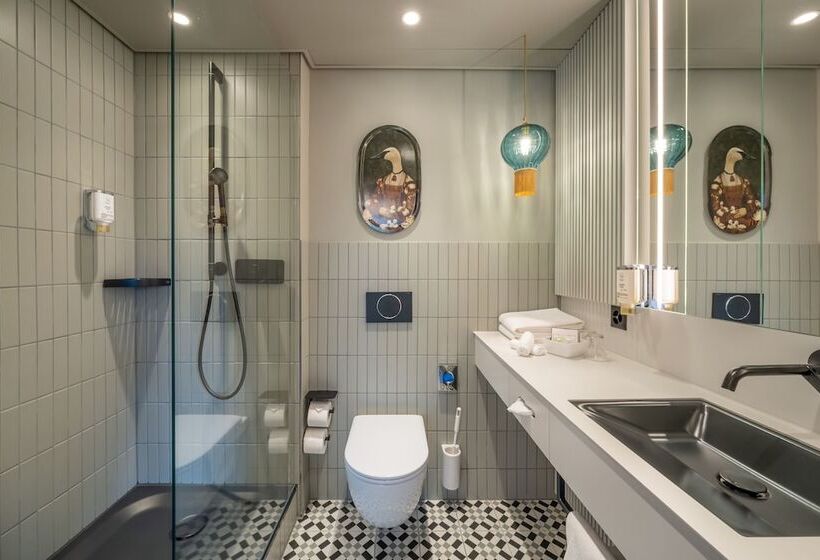 Boutique Hotel By Continental Park