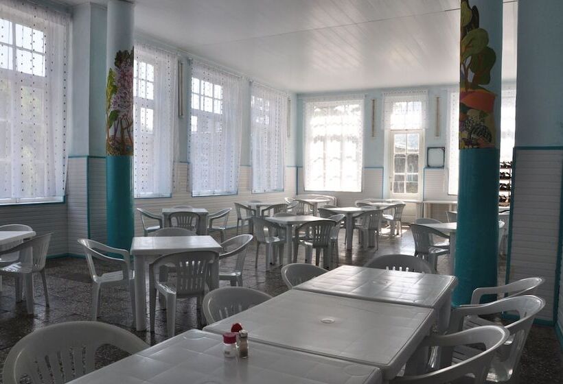 Hotel Gugark Retreat