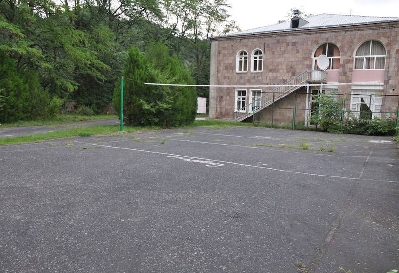 Hotel Gugark Retreat