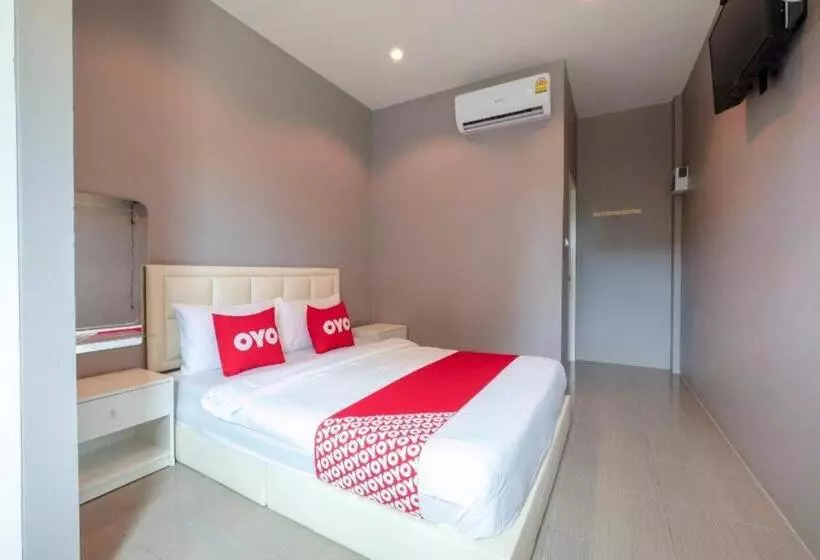 ホテル Oyo 1121 Phuree Resort