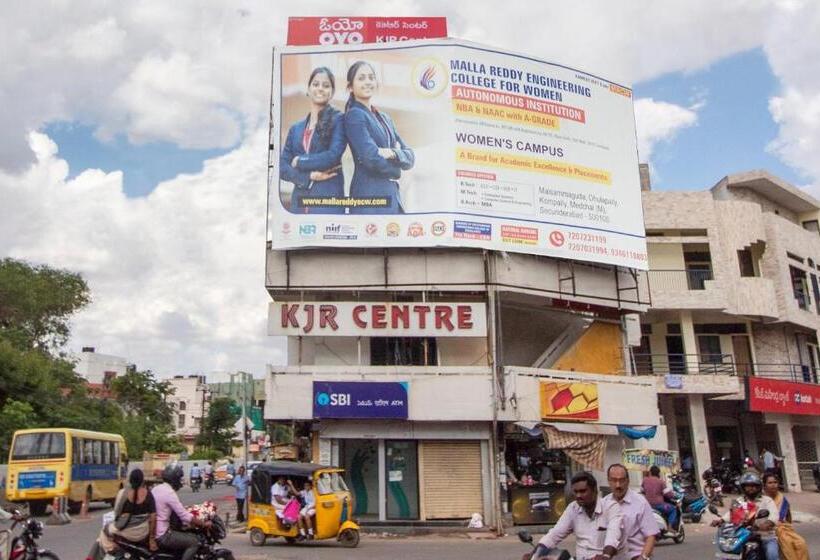 Отель O Shannu Residency