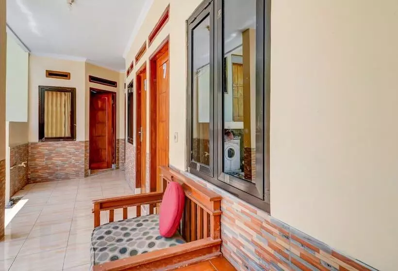 Hôtel Villa Sari Intan Ciater Redpartner