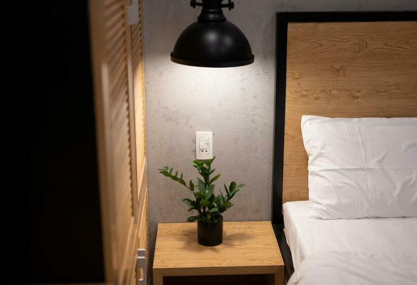 هتل The Nest Quang Binh