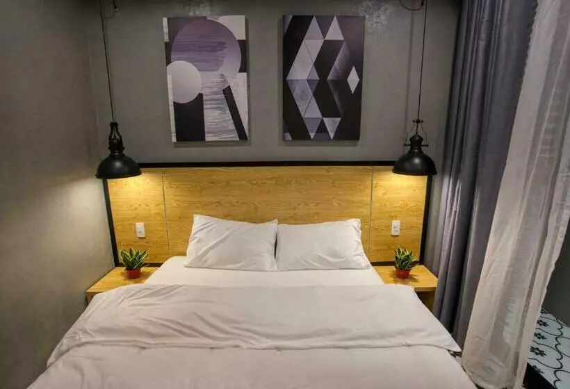 هتل The Nest Quang Binh
