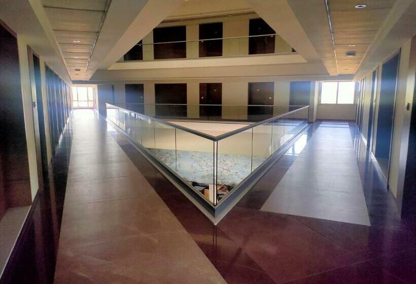 Hotel Vits The Somnath Gateway