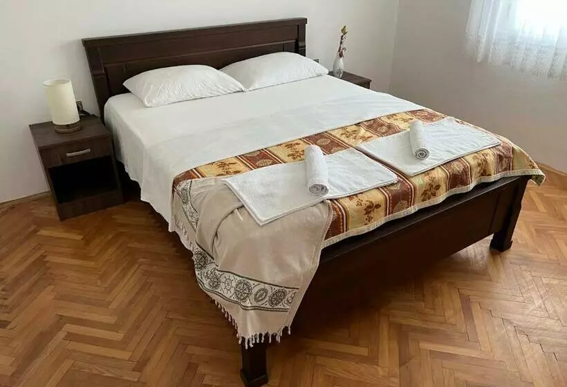 پانسیون Apartments Kraja