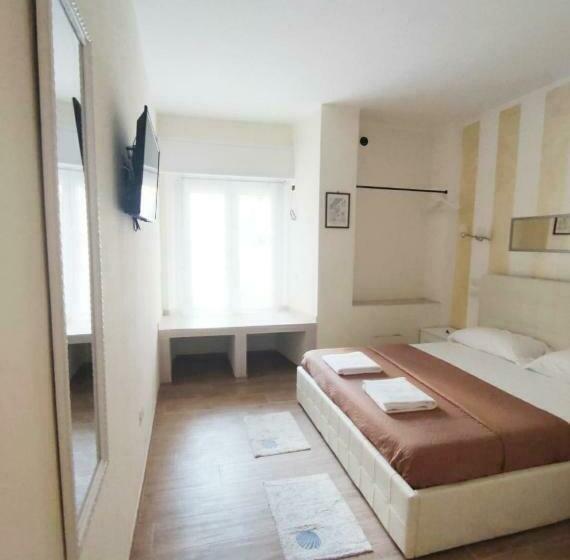 پانسیون Dreaming Piazza Erbe Rooms