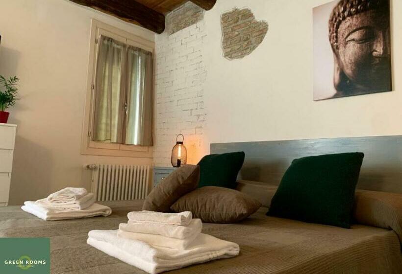 پانسیون Green Rooms Ferrara