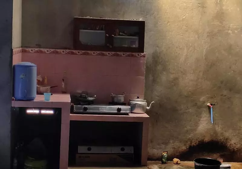 ペンション Homestay Sudiono
