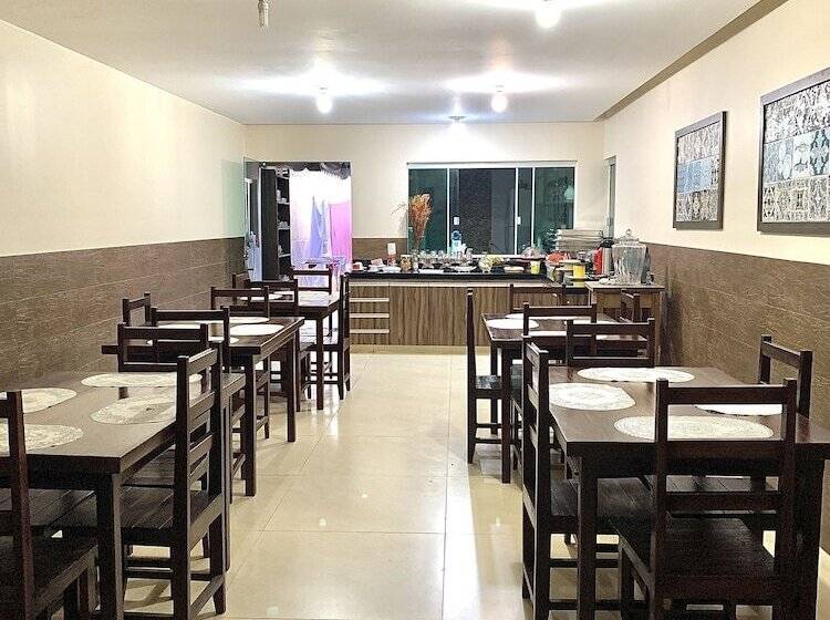 پانسیون Pousada Jardim Brasília