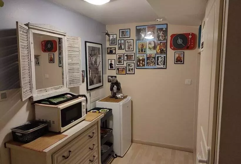 Aamiaismajoitus (B&B) Chambre Tout Confort