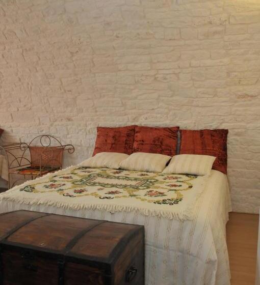 تختخواب و صبحانه Palazzo Agrusti   Residenza D Epoca