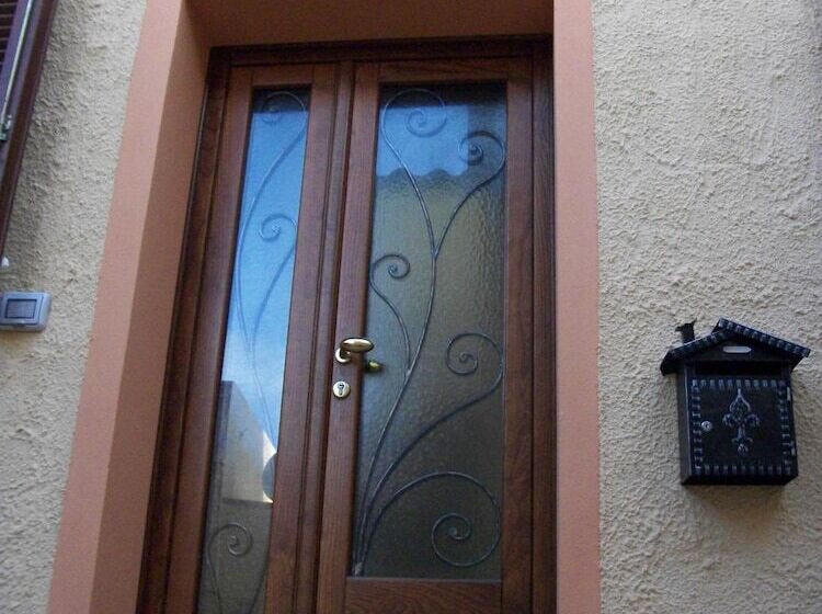 مبيت وإفطار Vicolo Della Luna