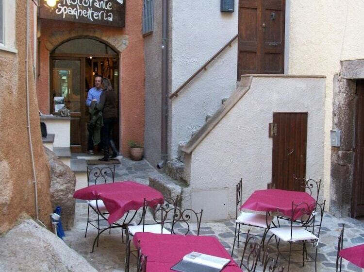 مبيت وإفطار Vicolo Della Luna