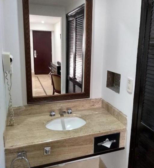 Szálloda Capital Olm