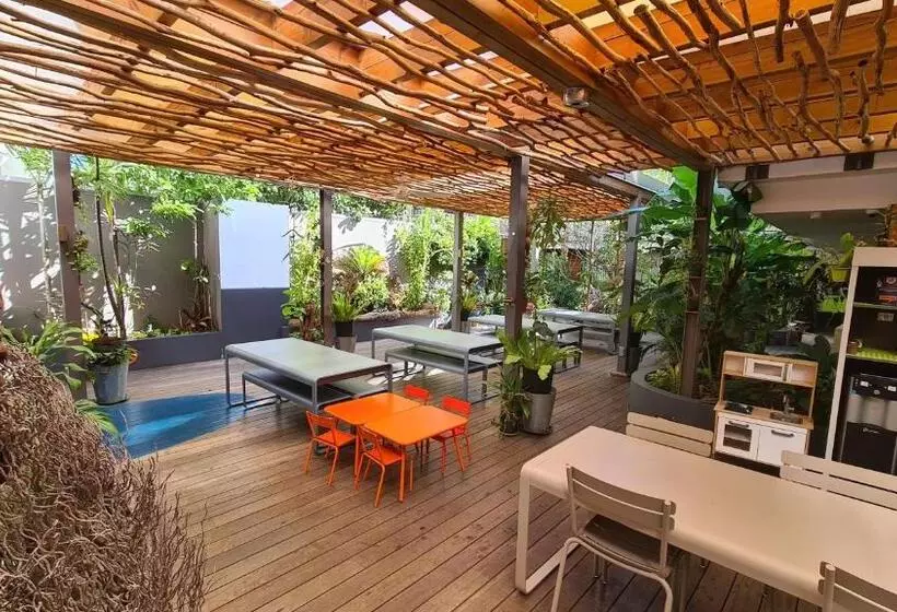 هتل Gondwana City Art