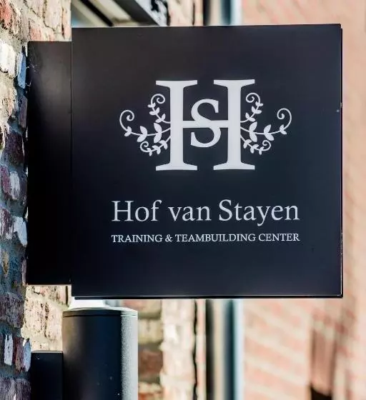 ホテル Hof Van Stayen