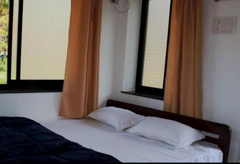 בית מלון כפרי Innovation Inn