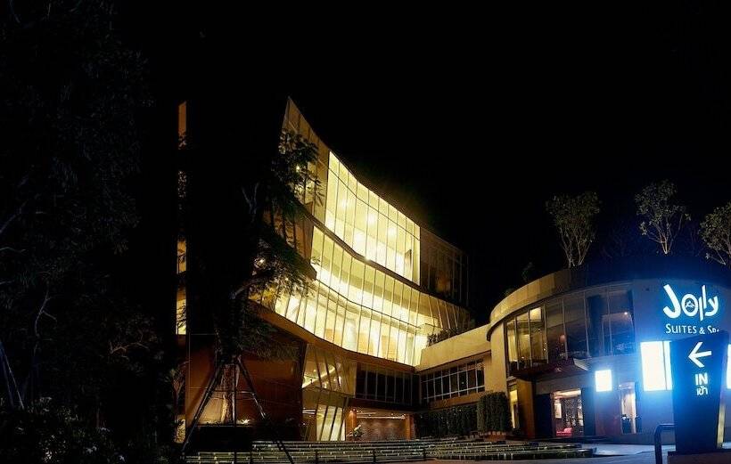 酒店 Jolly Suites Petkasem