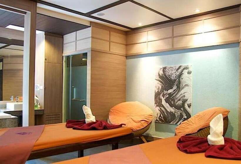 酒店 Jolly Suites Petkasem