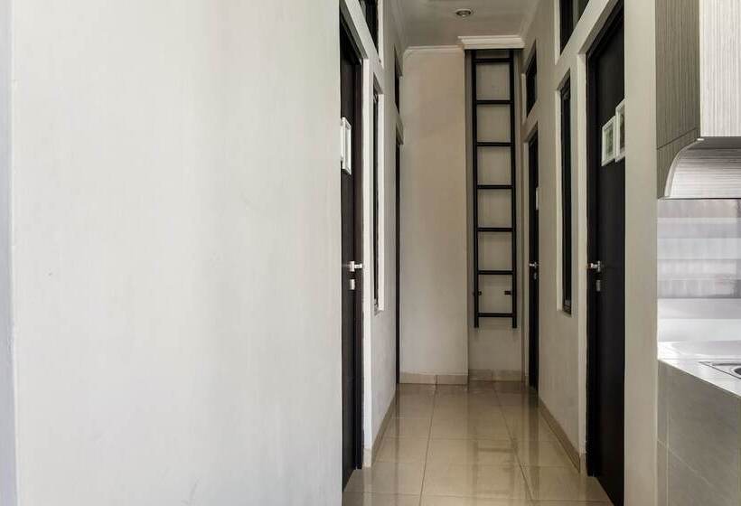 בית מלון כפרי Oyo 3251 D Daun Inn