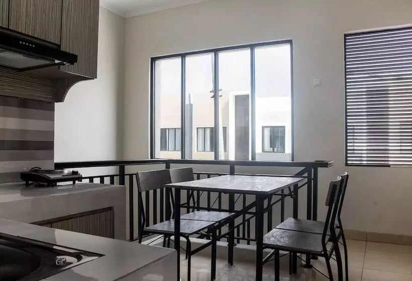 Hotel Oyo 3251 D Daun Inn